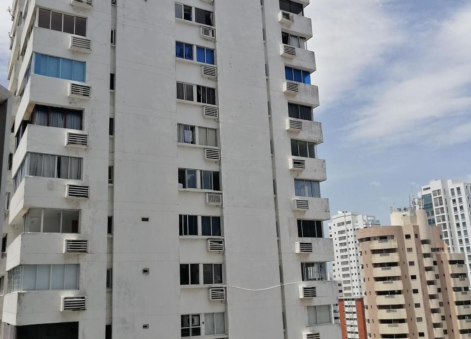Piso 12 Cerca A La Playa, Piscina, Wifi, Ac *